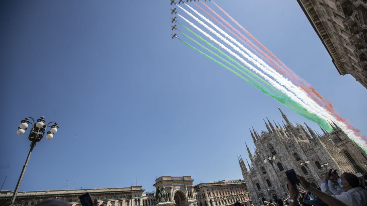 Frecce Tricolori, annullata esibizione a Milano per lutto dopo incidente a Sabaudia