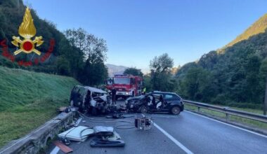 Frontale sulla statale della Val Seriana: due morti