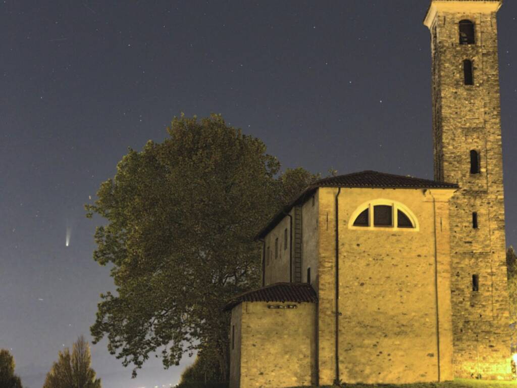 La cometa Lemmon vista da...Casciago