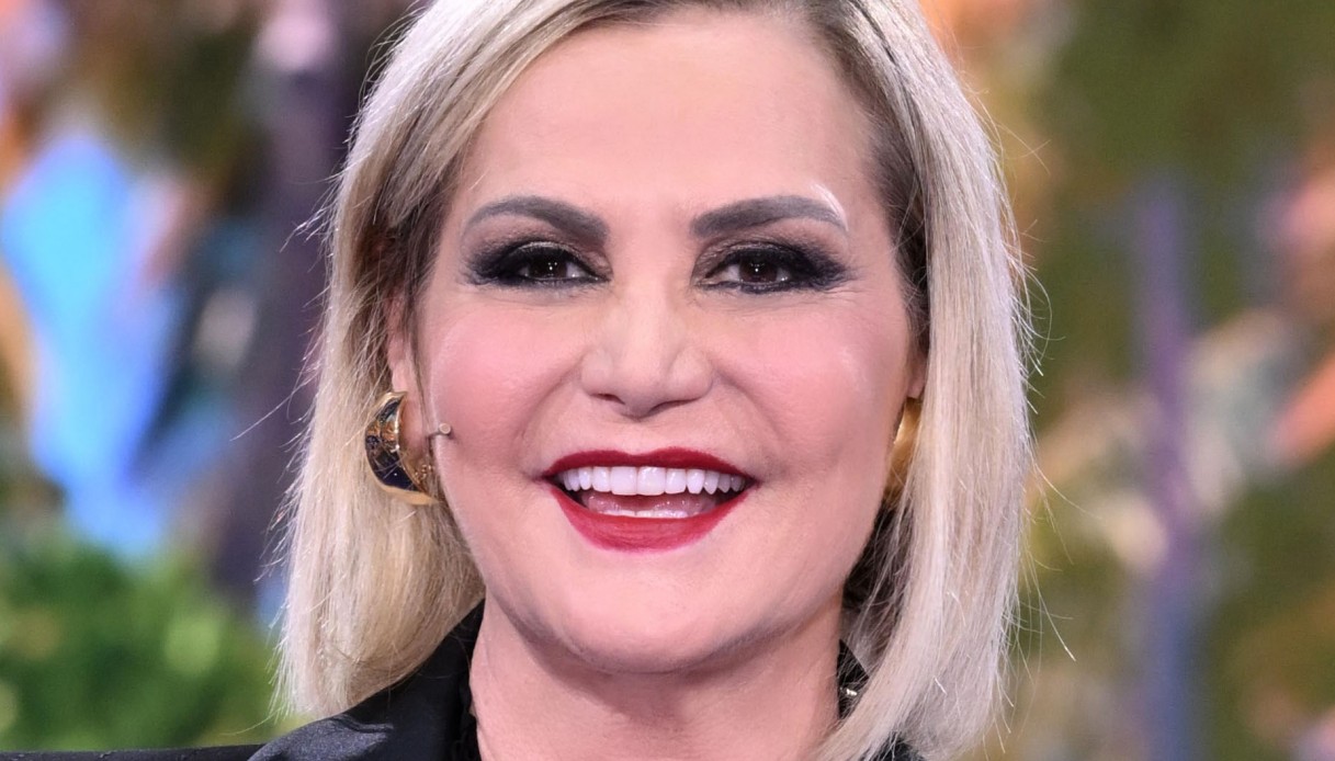 Grande Fratello, le pagelle della terza puntata: Simona Ventura e la pace a Gaza (10), figuraccia di Domenico (3)