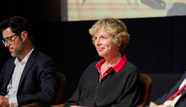 Intelligenza artificiale in sanità, il ministro Sala a Londra: la digitalizzazione completa è una priorità