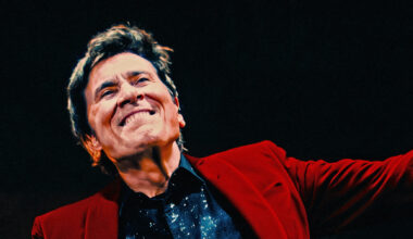 Gianni Morandi all'Inalpi Arena in concerto il 19 aprile 2026
