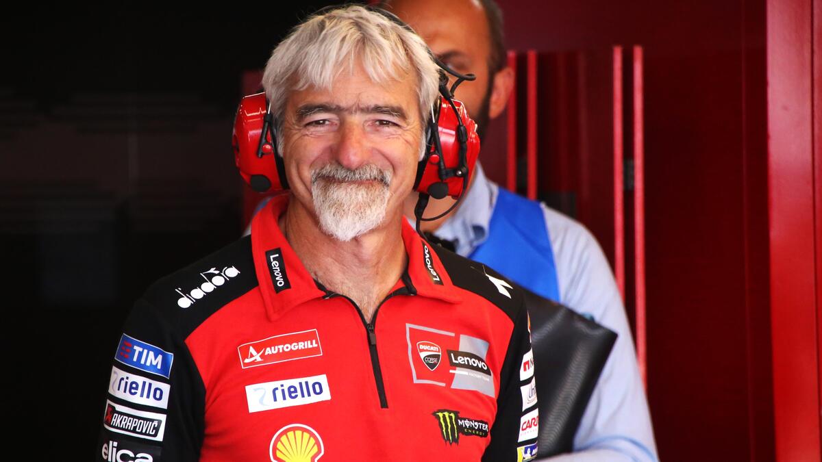 MotoGP 2025. Gigi Dall'Igna incensa Bagnaia dopo pole e Sprint: “Pecco non ha sbagliato nulla. Alex Marquez? Gara gestita magistralmente” - MotoGP