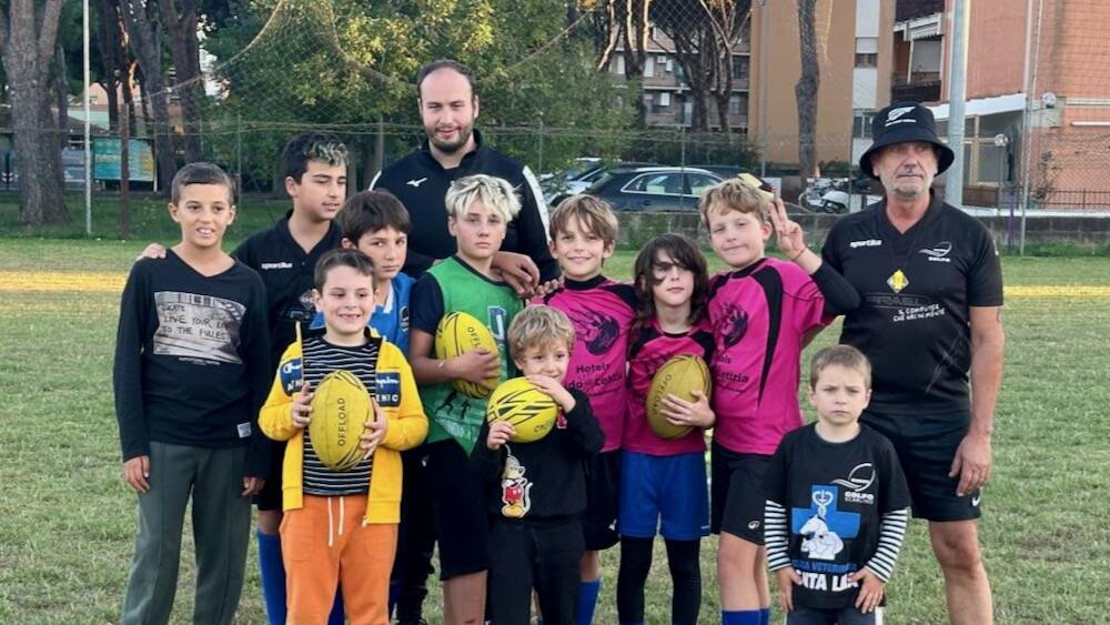Golfo Rugby Follonica, introduzione alla palla ovale per duecento bambini
