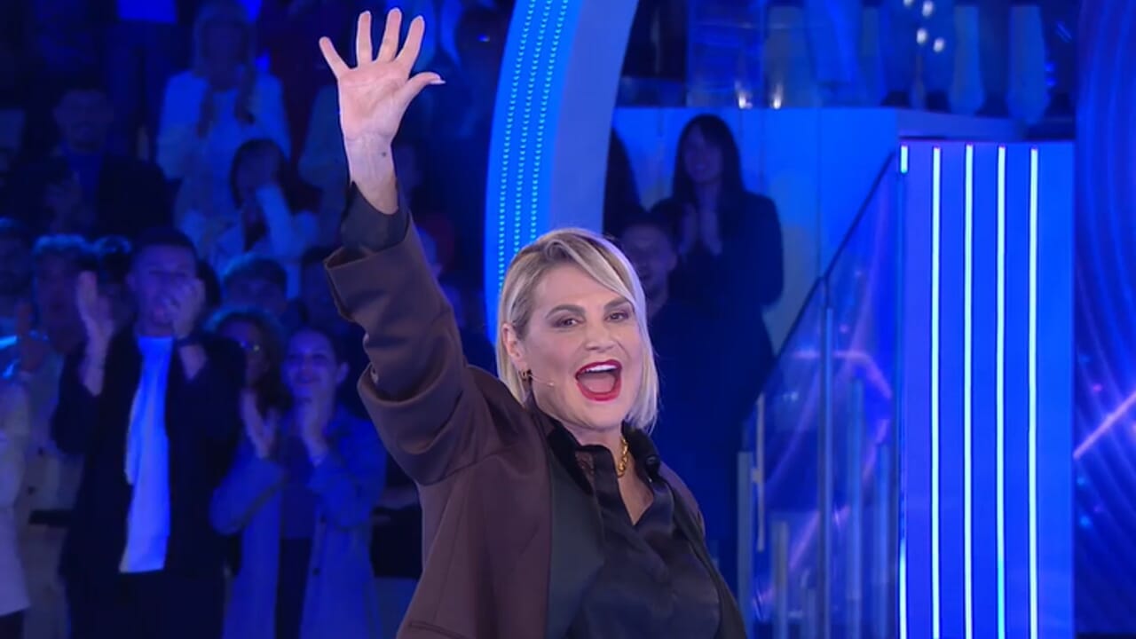 Il "Grande Fratello" è morto da tempo. Solo a Canale 5 non se ne sono accorti