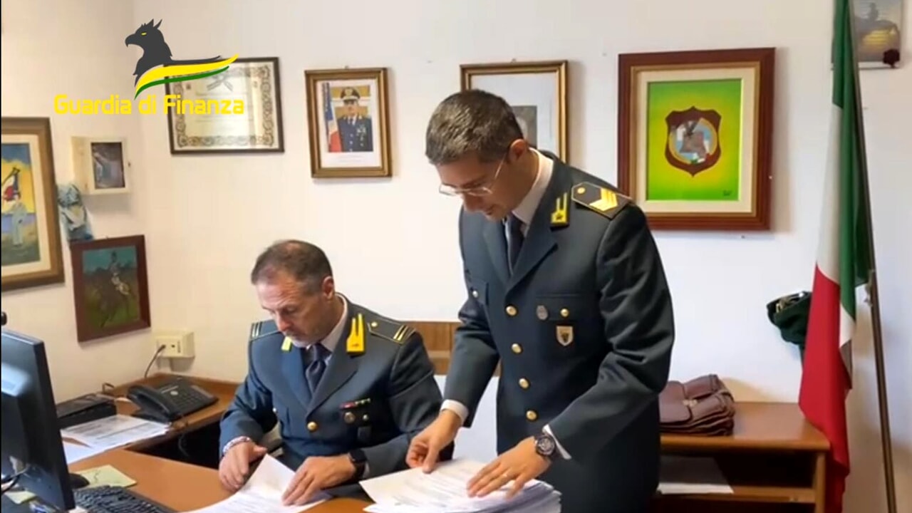 Inchiesta su procuratore Venditti, perquisito l'ufficio di un pm in procura a Milano