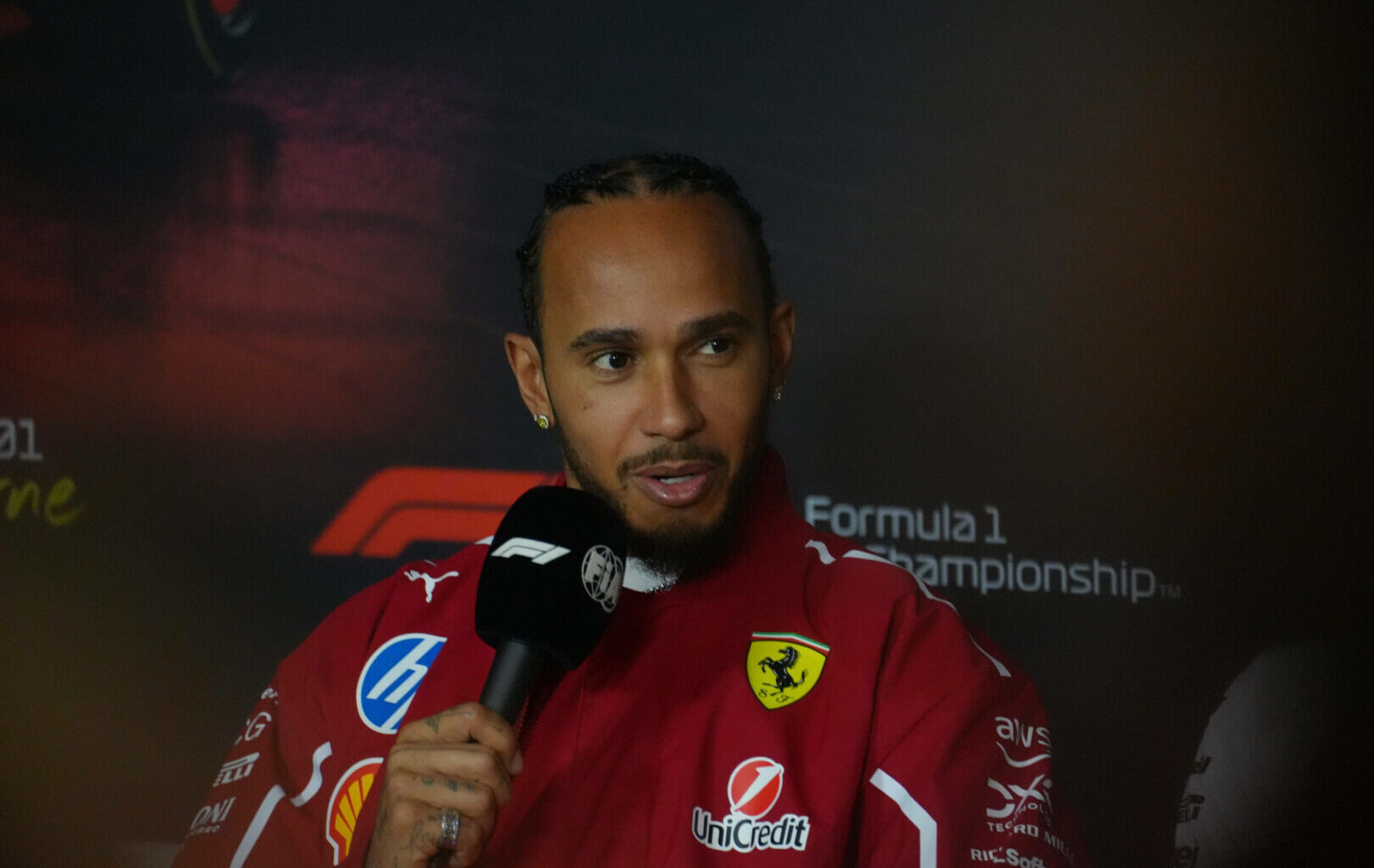 Hamilton “Horner in Ferrari? Voci che non aiutano, non so da dove vengono”