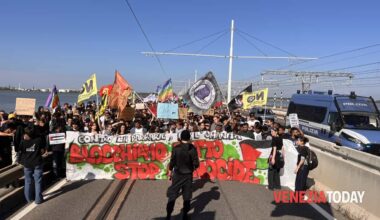 Sciopero per Gaza e manifestazioni, il ponte della Libertà è bloccato. Gli aggiornamenti in diretta - VeneziaToday