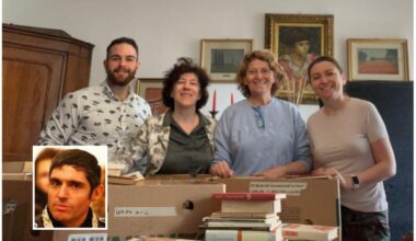 La lezione oltre la vita, l’amato prof muore e dona i libri agli studenti: nascerà una biblioteca