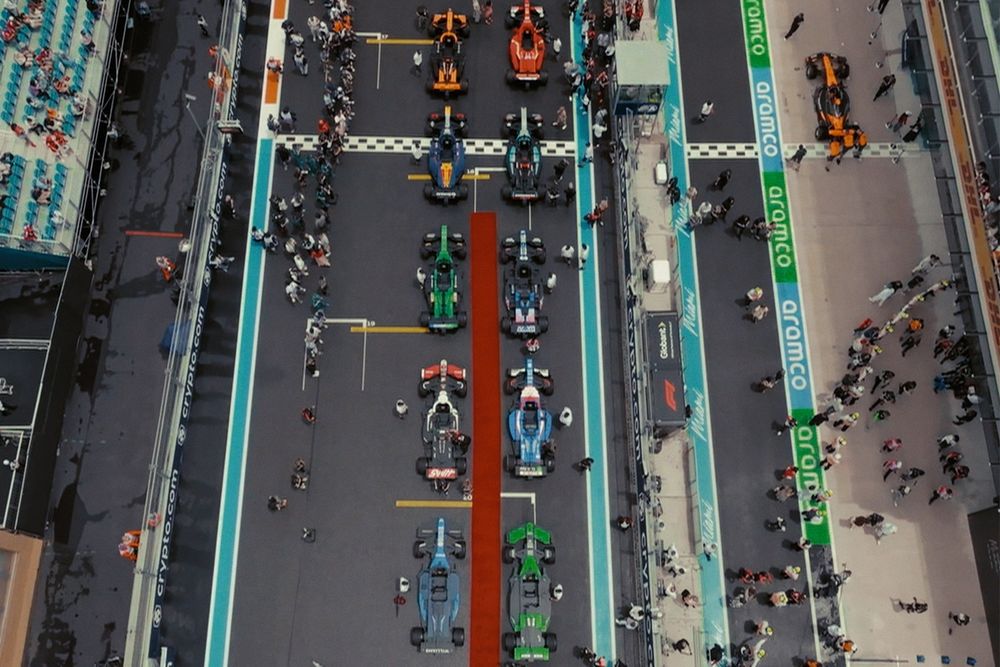 Il dietro le quinte della parata dei piloti di Formula 1 LEGO® al GP di Miami 2025