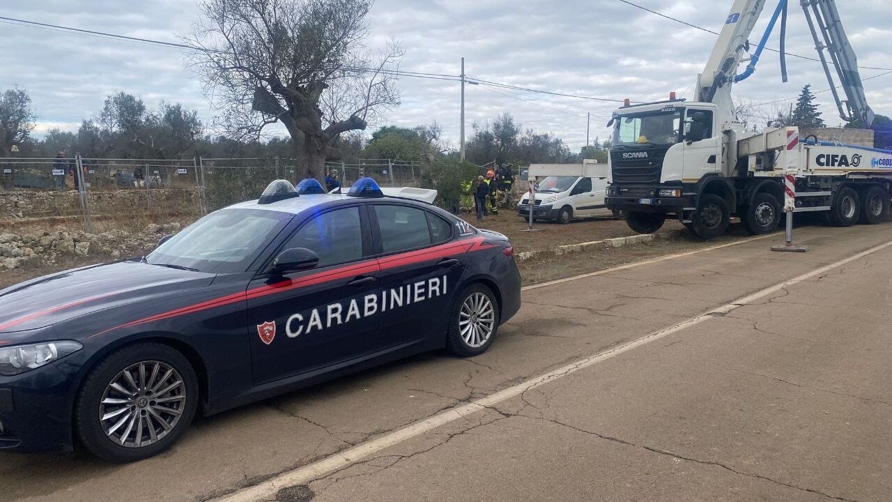 operaio muore dopo un volo di tre metri