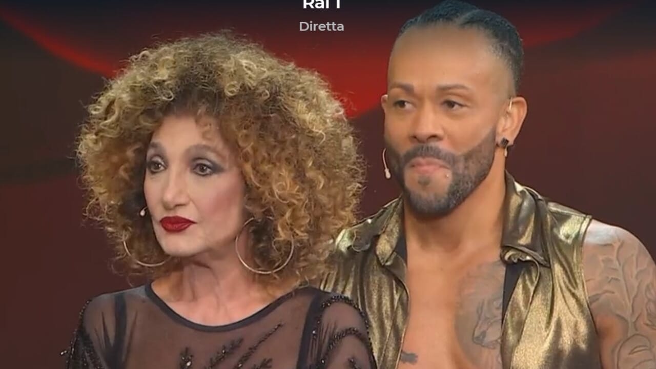 Ballando con le Stelle, Marcella Bella scatenata con Chiquito prima standing ovation. Lucarelli: "Ti sei smutandata!"