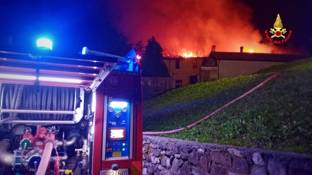 Incendio al monastero della Bernaga. (5)