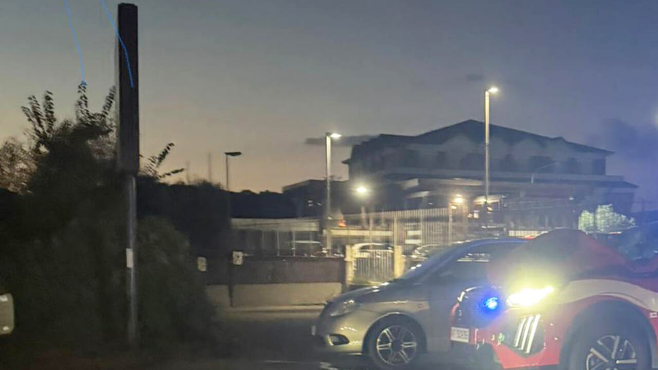 suv dei vigili del fuoco investe e uccide un pedone di 60 anni