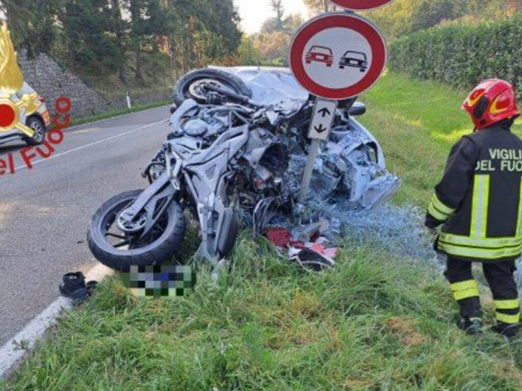 grave schianto in moto sulla statale, in volo anche l’elisoccorso