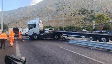 Incidente sulla Palermo-Mazara, tir si ribalta e invade la carreggiata opposta: autostrada bloccata
