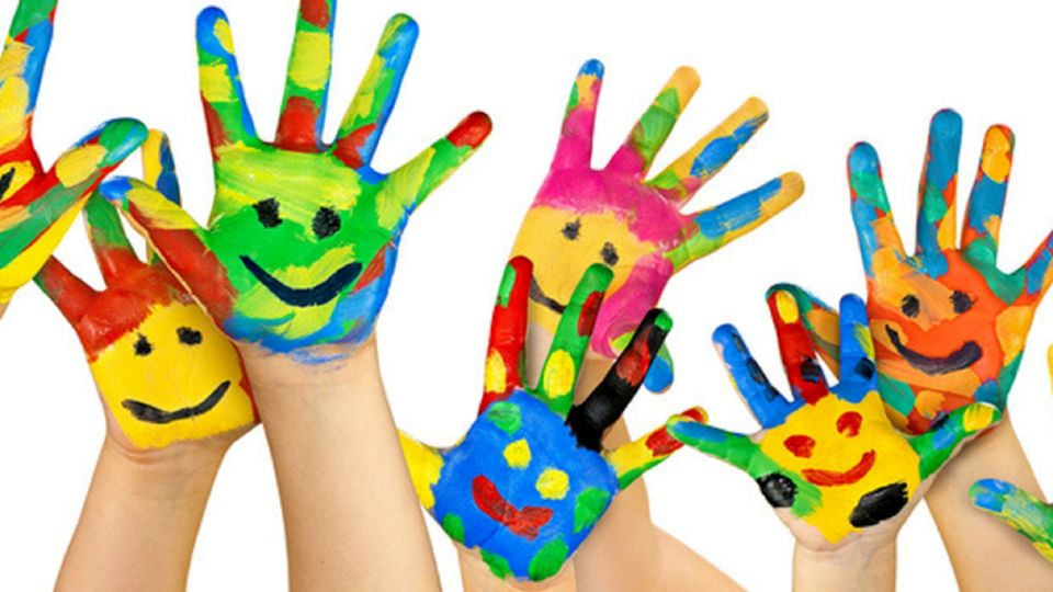 IC Giuliana Saladino, donati libri, giochi e materiale didattico