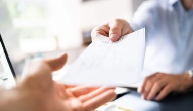 Manovra, sfumano detassazione e bonus tredicesima. Come sarà la busta paga di Natale?