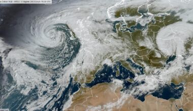 Tanti saluti all'ottobrata, in Toscana arriva la pioggia (ma non il freddo). I temporali potrebbero essere molto intensi