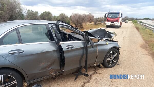 La Mercedes ritrovata dell'uomo disperso a Ostuni