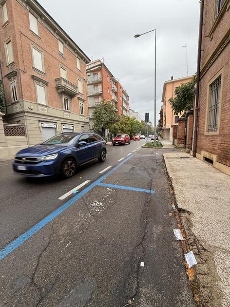 Omicidio a Modena, coltellate nella notte: muore in ospedale
