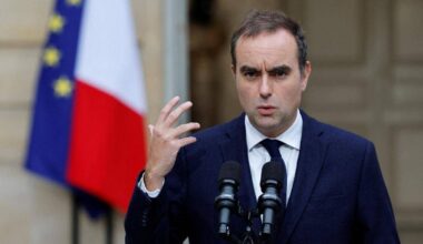"Mia missione è terminata". Macron nominerà nuovo premier in 48 ore