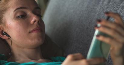 Guida ai bookclub online: quando la passione per la lettura si condivide sui social