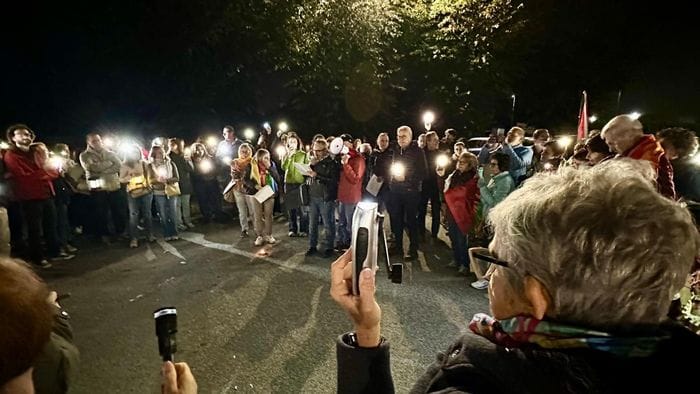 Luci per Gaza, in duecento per il flash mob davanti al Predabissi