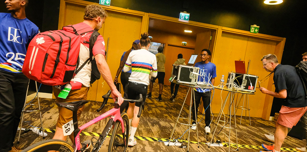 Campionato del mondo Kigali 2025, Magdeleine Vallieres, Canada, campionessa del mondo esce dalla sala stampa (immagine Instagram)