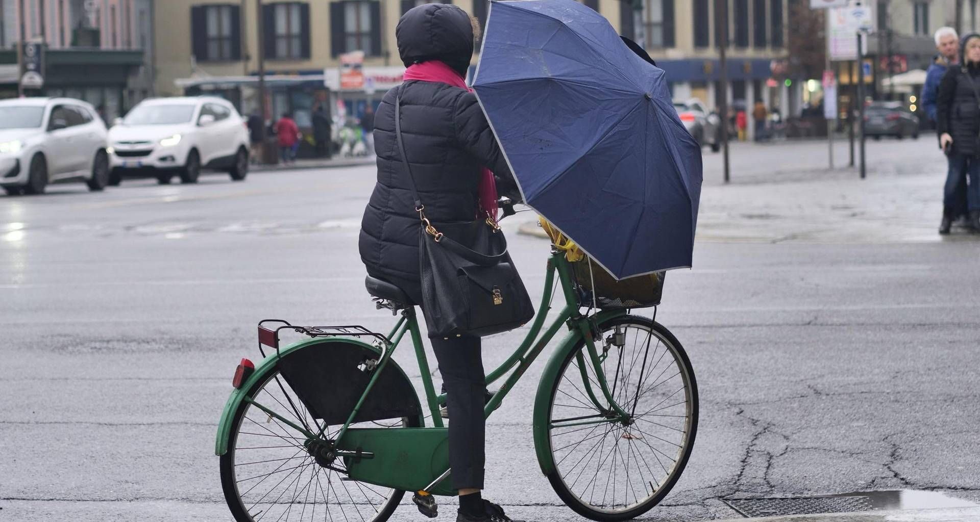 Dalla pioggia intensa al bel tempo, come cambia il meteo in un weekend: le previsioni