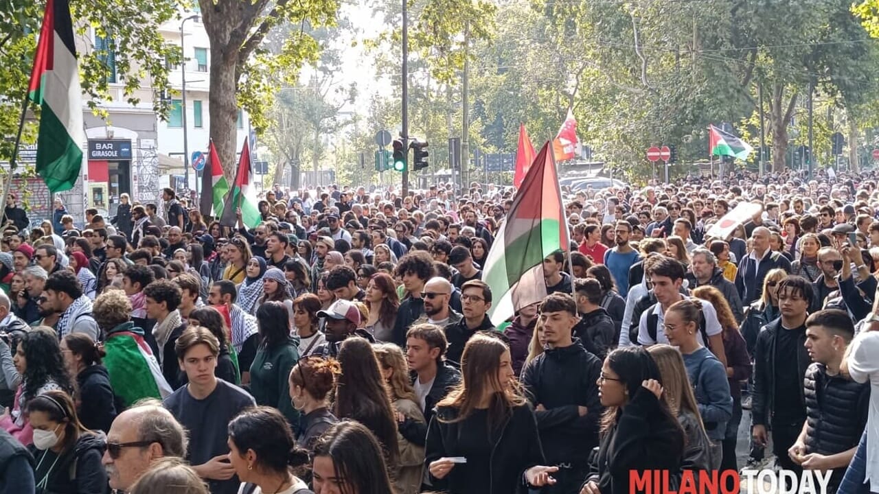 Freedom Flotilla abbordata, oggi il corteo a Milano per Gaza: attese migliaia di persone