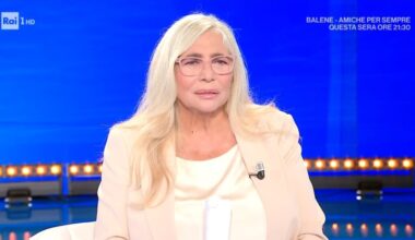 Mara Venier il durissimo sfogo dopo le critiche a Domenica In: "Adesso parlo io"