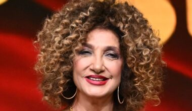 Marcella Bella spacca una chitarra (9), D'Urso "a rischio" (6)