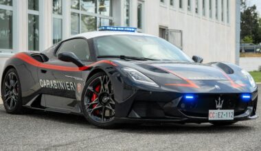 Maserati e Alfa Romeo dei Carabinieri, due bolidi speciali per il trasporto urgente