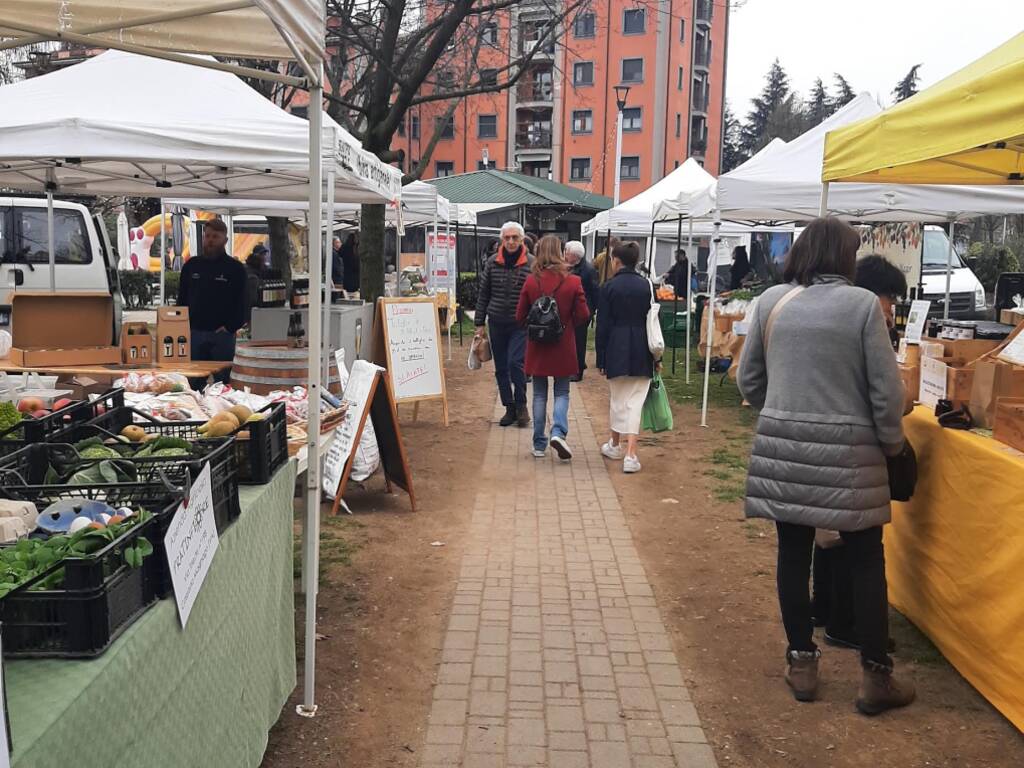 Domenica al Parco Comerio di Busto Arsizio torna il Mercato Contadino