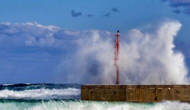 Maltempo, prosegue l'allerta gialla: allagamenti sulla Palermo-Agrigento