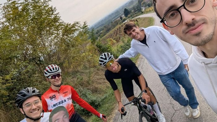 Mirko Rizzi scala l’Everest salendo il Belfuggito tra tifosi e... daini