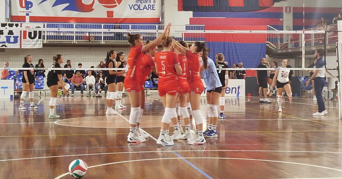 Esordio in B1 con vittoria: le "furie rosse" di Mondovì battono Palau 3-0