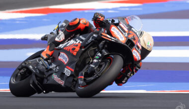 MotoGP, uno stratosferico Bezzecchi conquista la pole a Mandalika. Bagnaia si ferma in Q1