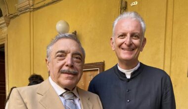 il dentista Ciro Fuschino nel cast con Nino Frassica