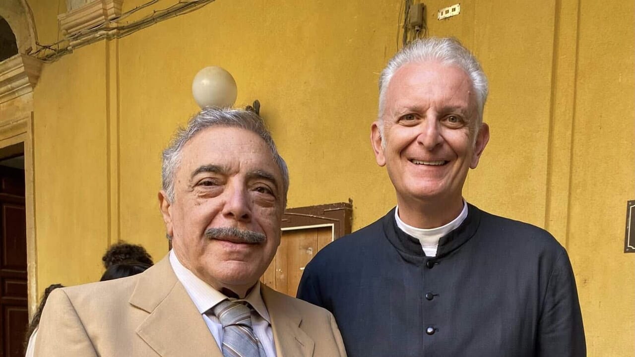 il dentista Ciro Fuschino nel cast con Nino Frassica