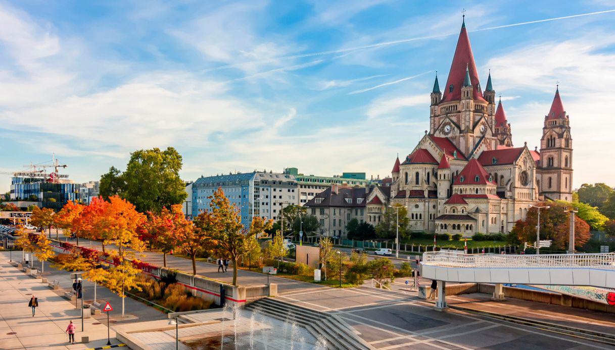 Ryanair lancia la nuova offerta autunnale 2025 su voli in tutta Europa