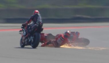 Bezzecchi-Marc Marquez, incidente del GP Indonesia a Mandalika. Video