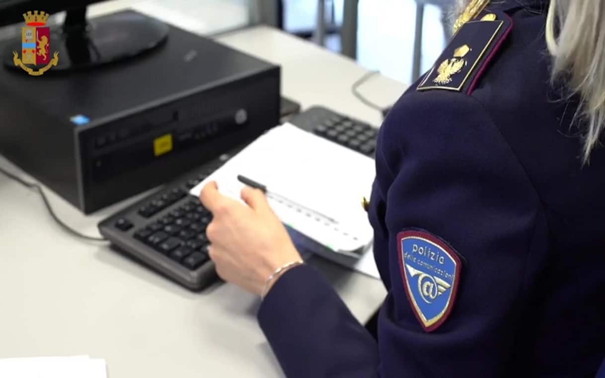 L'Aquila, webcam nascoste per spiare gli inquilini: trovate telecamere in camere, bagni e cucine