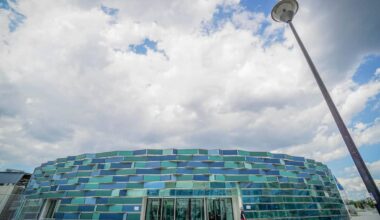 Napoli, morta 39enne sedata e legata alla barella all'Ospedale del Mare: la denuncia del marito