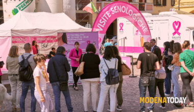 domenica, dalle 9.30, in Piazza Cesare Battisti, le cliniche mobili di Salute in Comune. Mammografie ed ecografie gratuite per le donne residenti dai 18 ai 44 anni