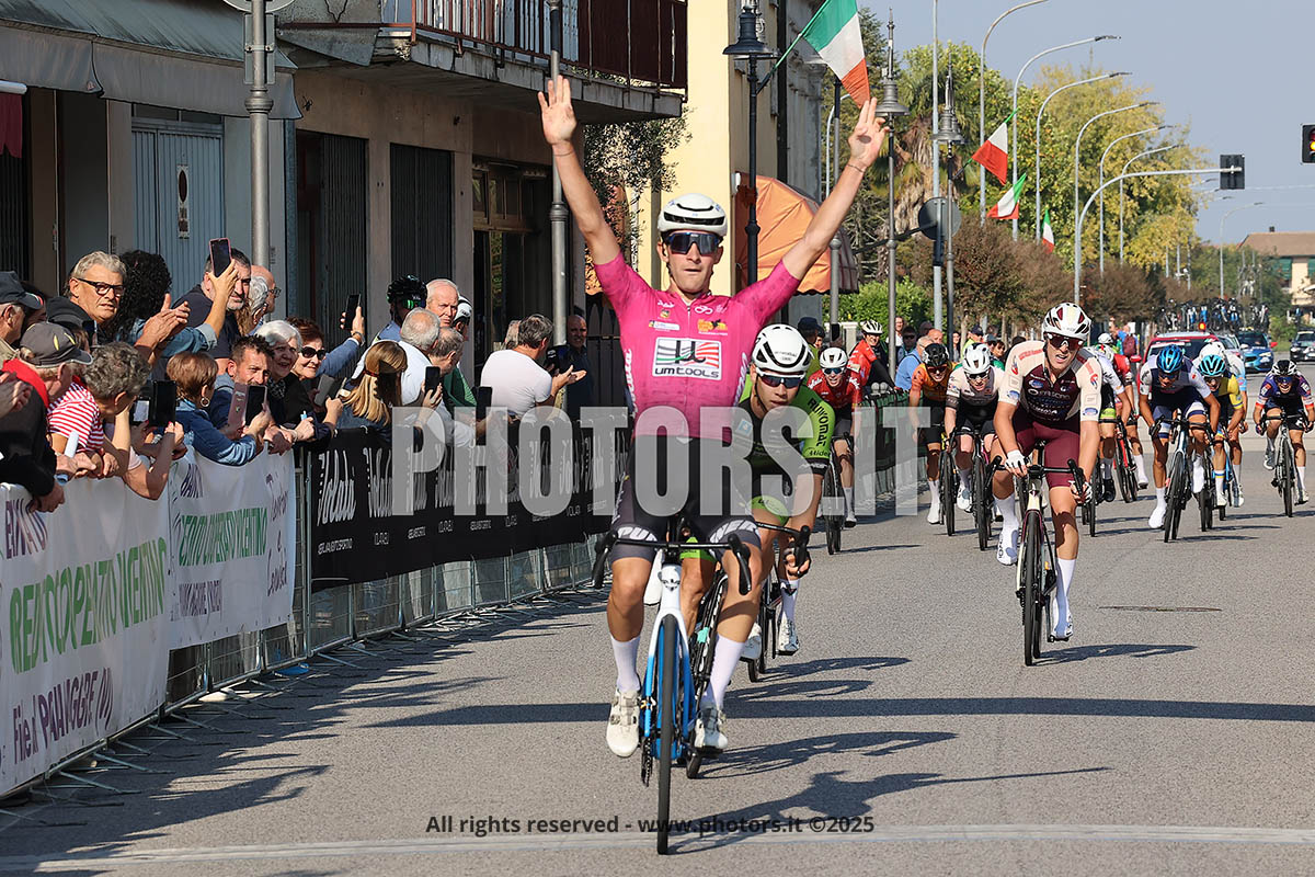 Giro del Veneto: Riccardo Perani sprinta per la maglia rossa