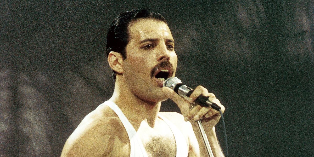 “Nessuno scrive canzoni come le sue”