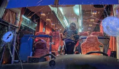 Assalto al pullman dei tifosi del Pistoia basket, morto autista. Ultime notizie