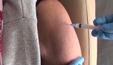 Arrivati i vaccini anti Covid, la campagna di vaccinazione va a regime